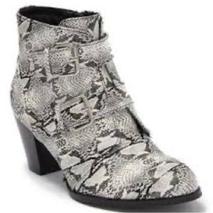 Coconuts by Matisse bootie